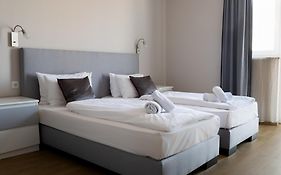 Di Verdi Imperial Hotel